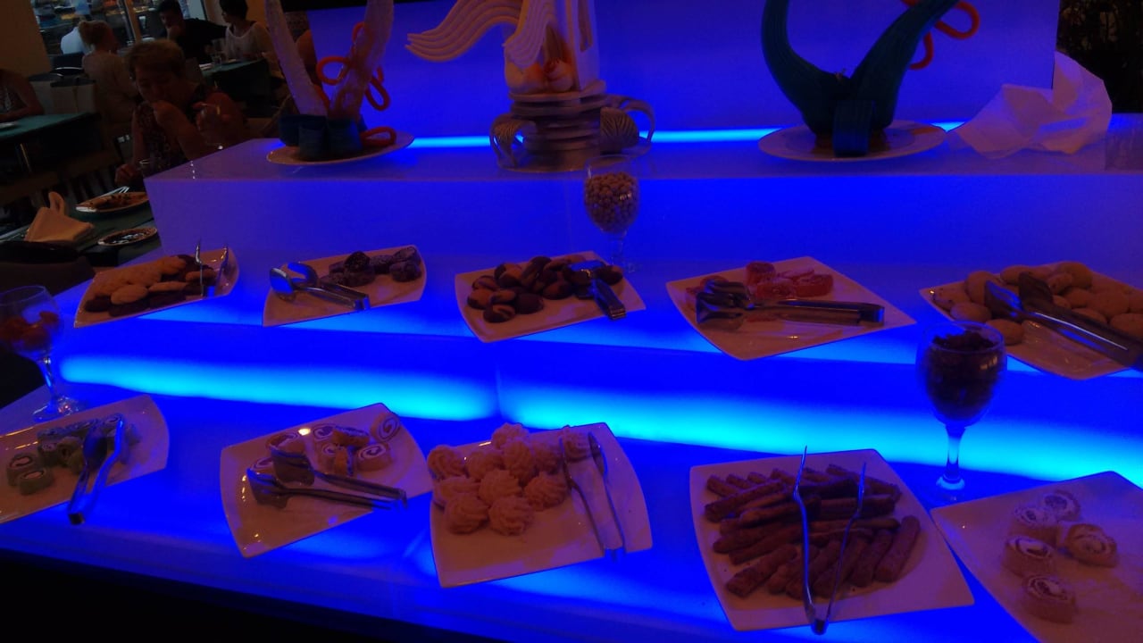 Einzigartiges Pralinenbüffet Side Prenses Resort & Spa