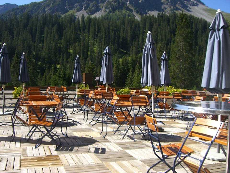 Biergarten AROSA ALPINE CLUB - Adults only