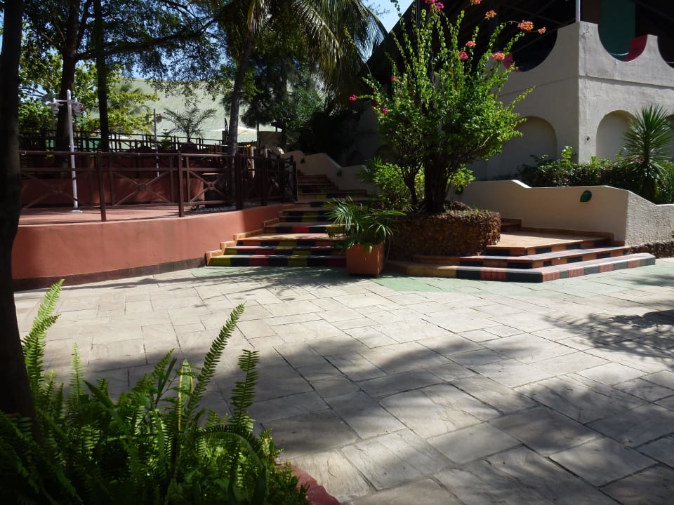 Garten  Hotel Senegambia Beach