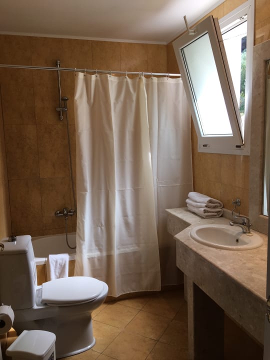 Zimmer Ithea Suites Hotel