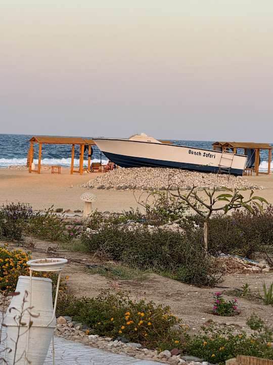 Strand Beach Safari Nubian Resort