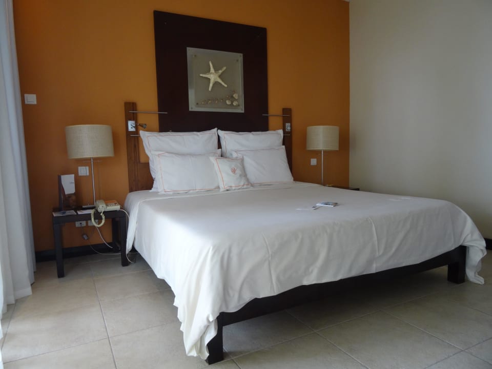 120 Victoria Beachcomber Resort & Spa