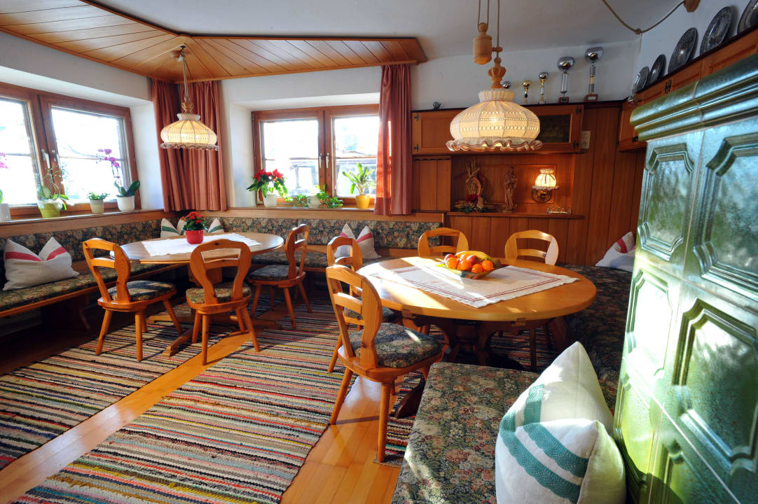 Frühstücks- und Aufenthaltsraum Ferienzimmer Wiflberghof