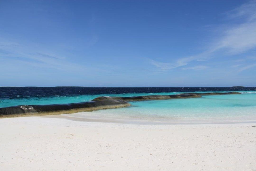 Sandbank die nicht gerade schön ist NH Collection Maldives Reethi Resort