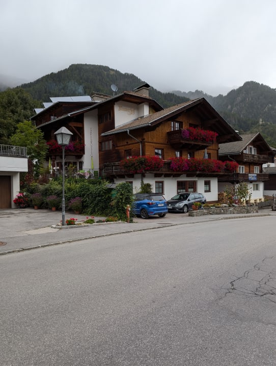 Außenansicht Apartments Blusnerhof