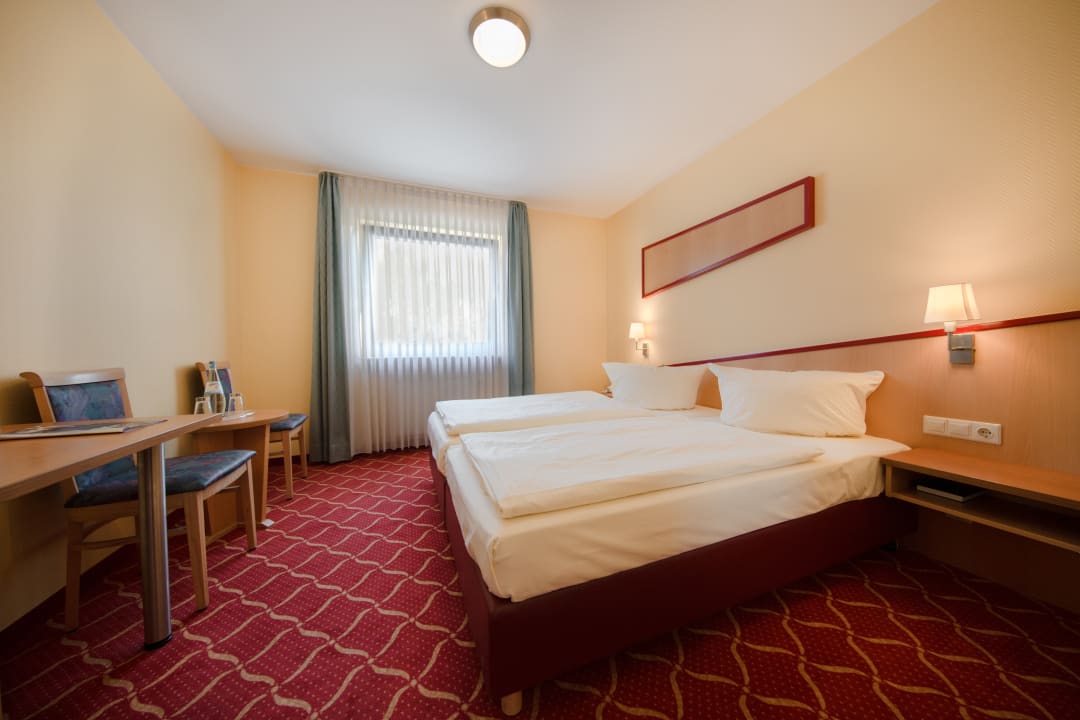 Zimmer Montana Hotel Nürnberg-West