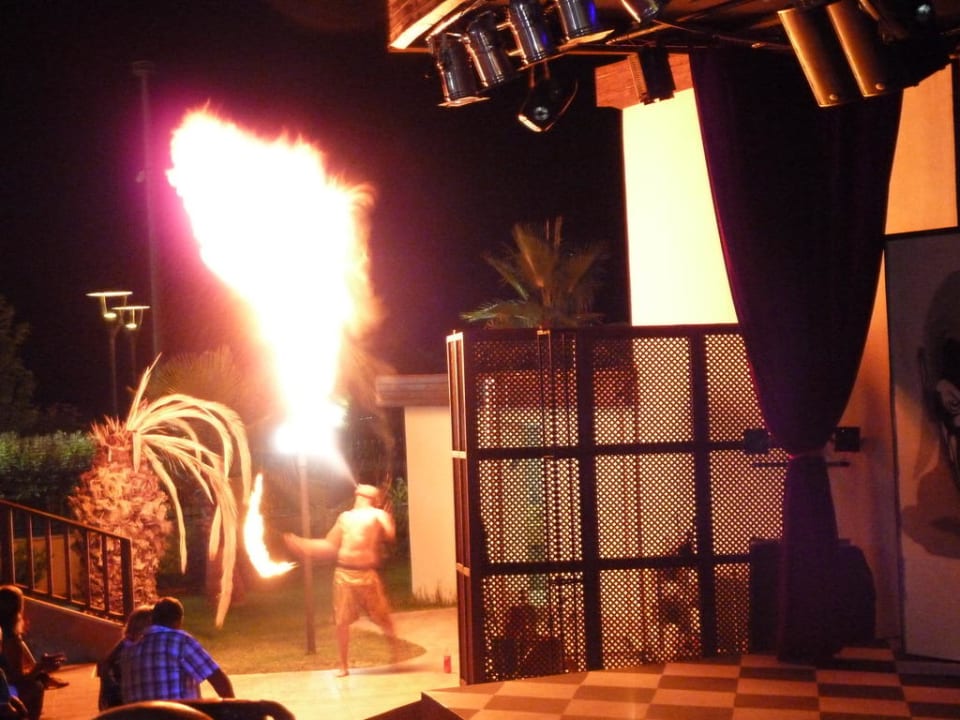 Fakirshow Sunis Evren Beach Resort Hotel & Spa