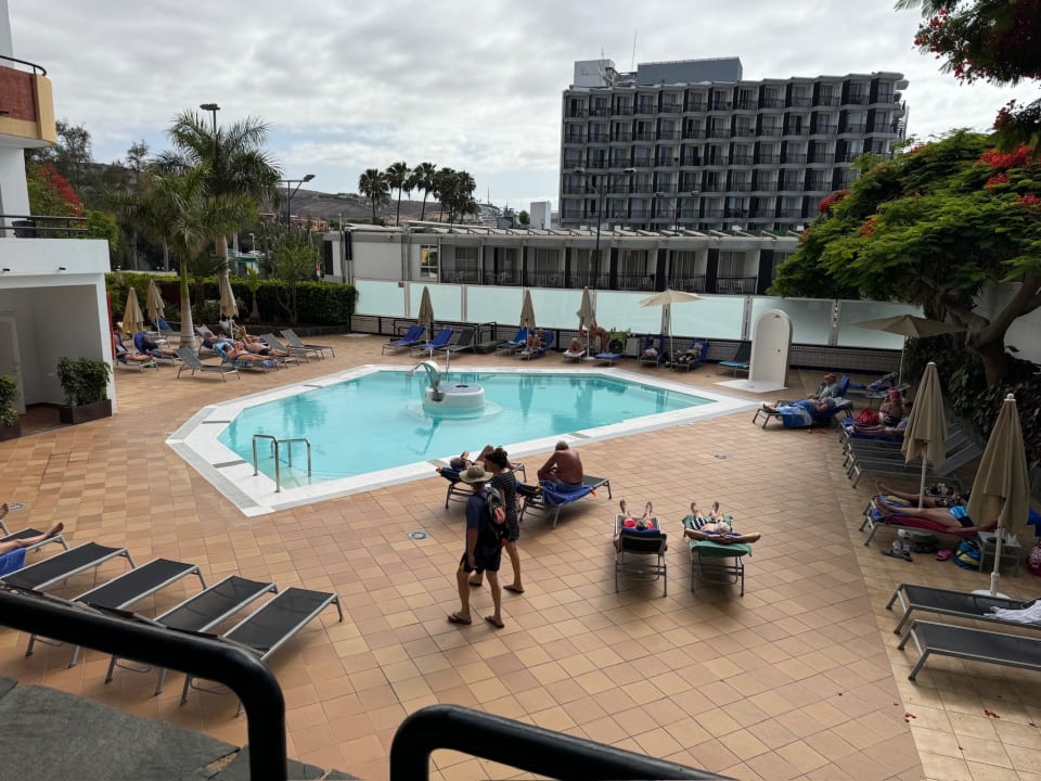 Pool allsun Hotel Lucana