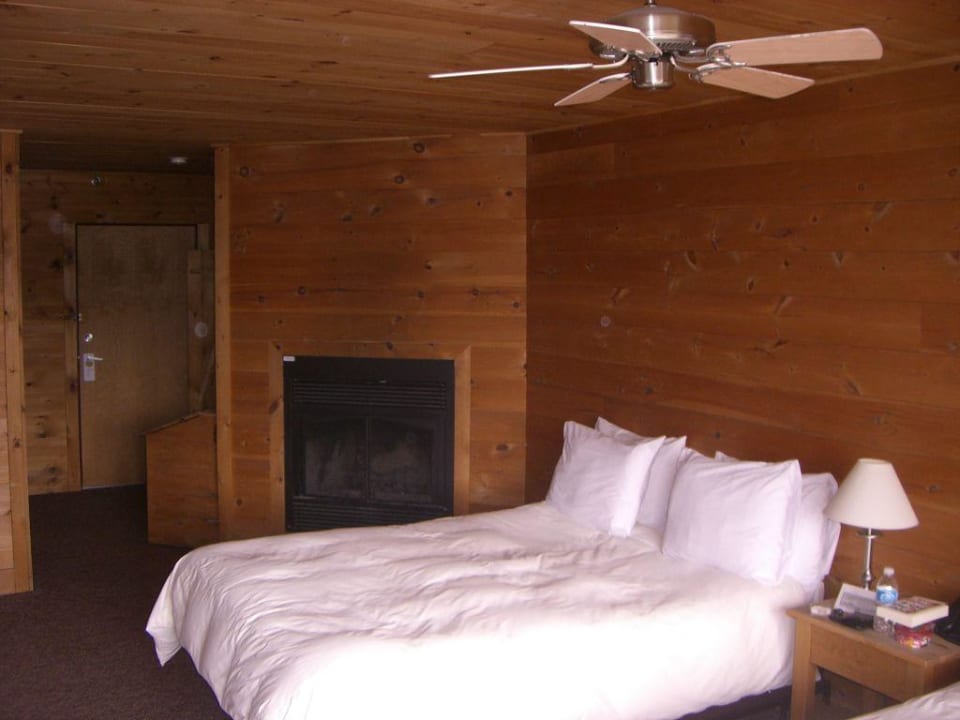 Kamin Hotel Sacacomie