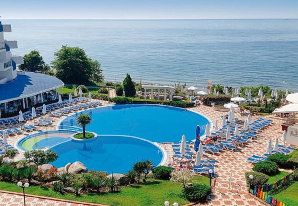 Außenansicht Hotel Sineva Beach