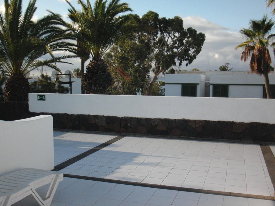 Ausblick von der Terrasse Apartamentos Arena Dorada