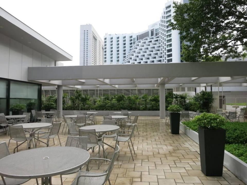 Open Air Essbereich Parkroyal Collection Marina Bay