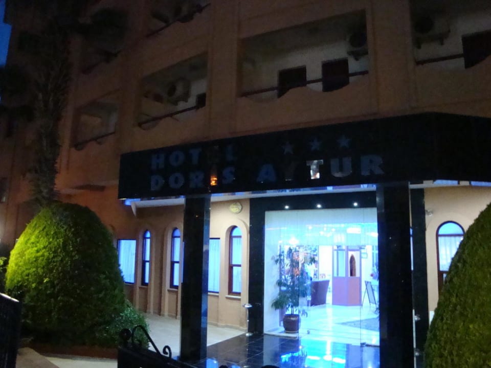 Eingang Doris Aytur Hotel