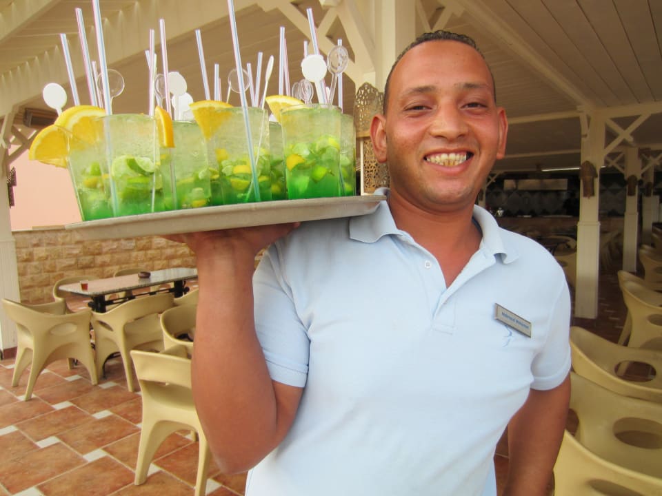 Mahmoud von der Beachbar Pickalbatros Aqua Park Resort - Hurghada