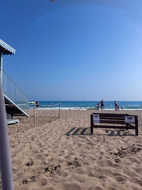 Strand Alba Queen Hotel