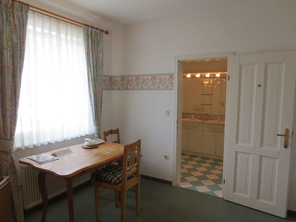 Platz für Ihren Laptop Weingut & Landhaus Willi Opitz