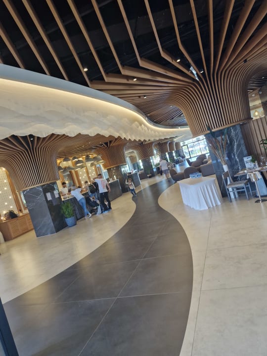Lobby Jacaranda Luxury Resort