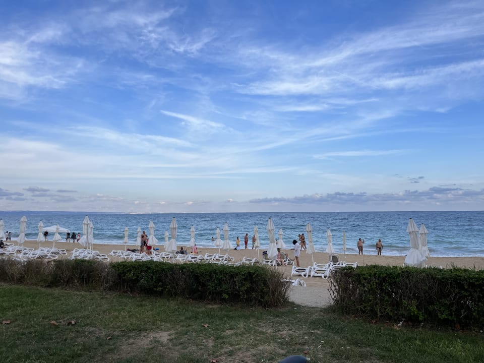 Strand Luna Beach Hotel