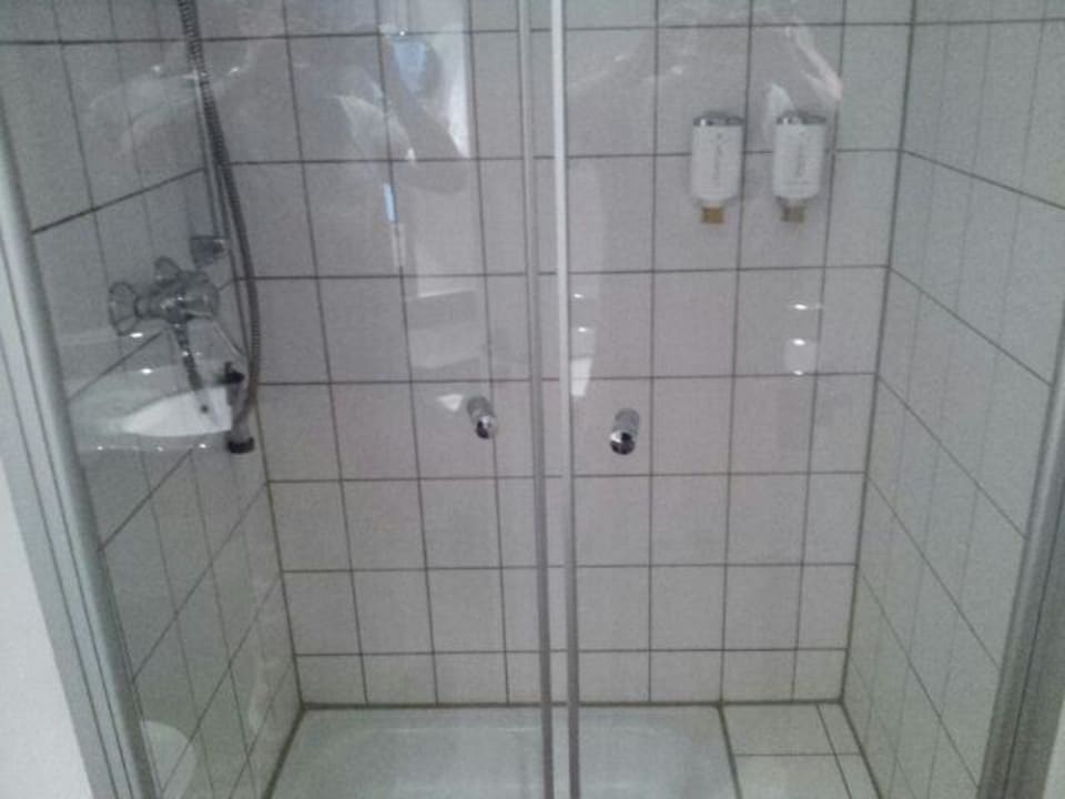 Dusche H+ Hotel Hannover