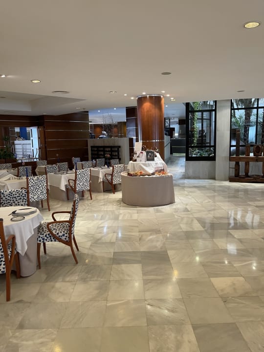 Gastro Hotel Serrano Palace