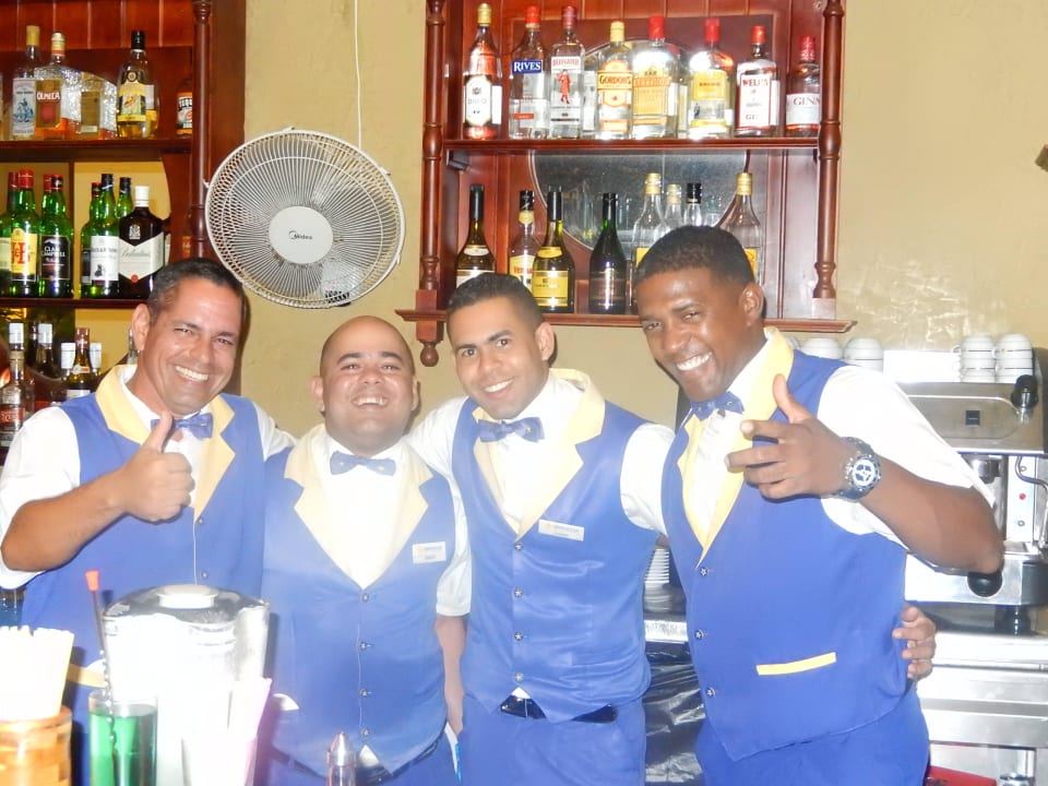  super Barpersonal Iberostar Origin Taínos