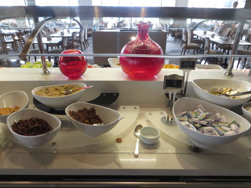 Das reichhaltige Frühstücksbuffet IC Hotels Santai Family Resort