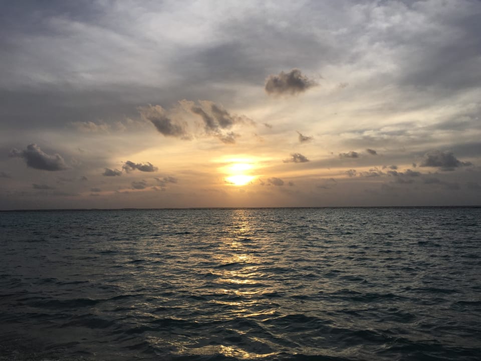 Sunset NH Collection Maldives Havodda Resort