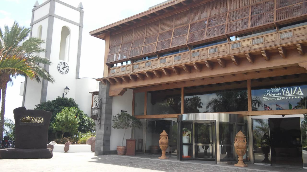 Außenansicht vom Hotel Princesa Yaiza Suite Hotel Resort