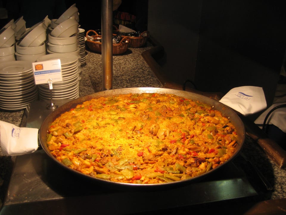 Paella Caprice Janeiro Hotel & Spa