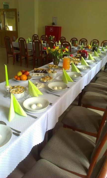 Sala - spotkanie wielkanocne  Powiatowy Zespół Schronisk Młodzieżowych