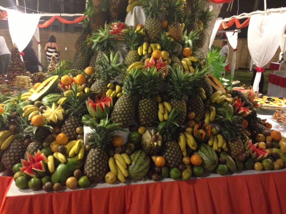 Buffet an Heiligabend 2013 Neptune Village Beach Resort & Spa