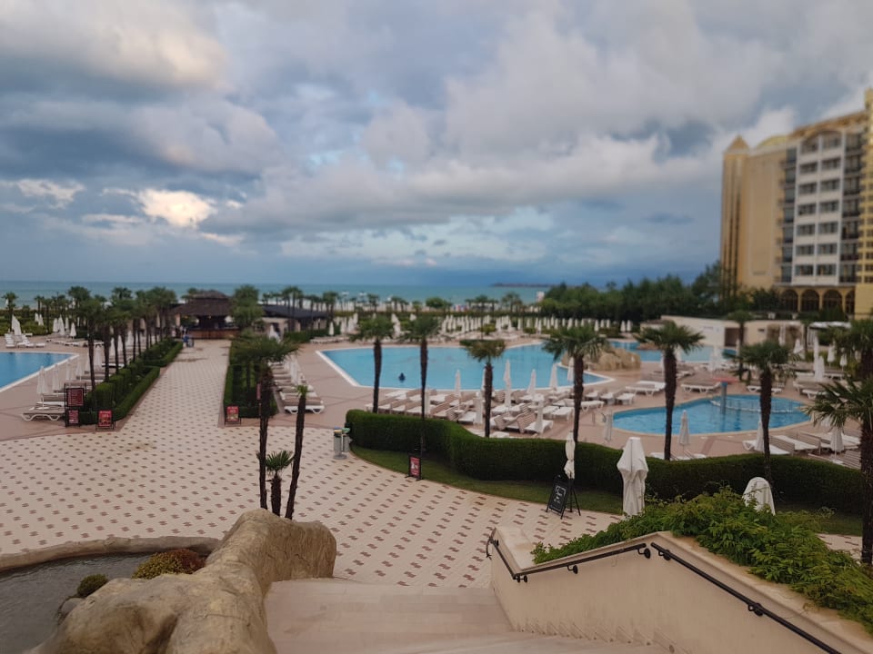 Pool DIT Majestic Beach Resort