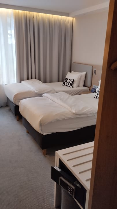 Zimmer Holiday Inn Express Offenbach