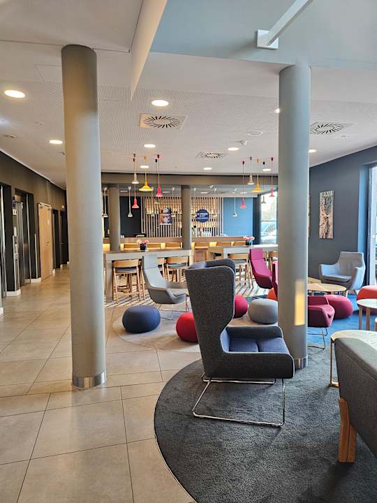 Lobby Holiday Inn Express - Trier, an IHG Hotel