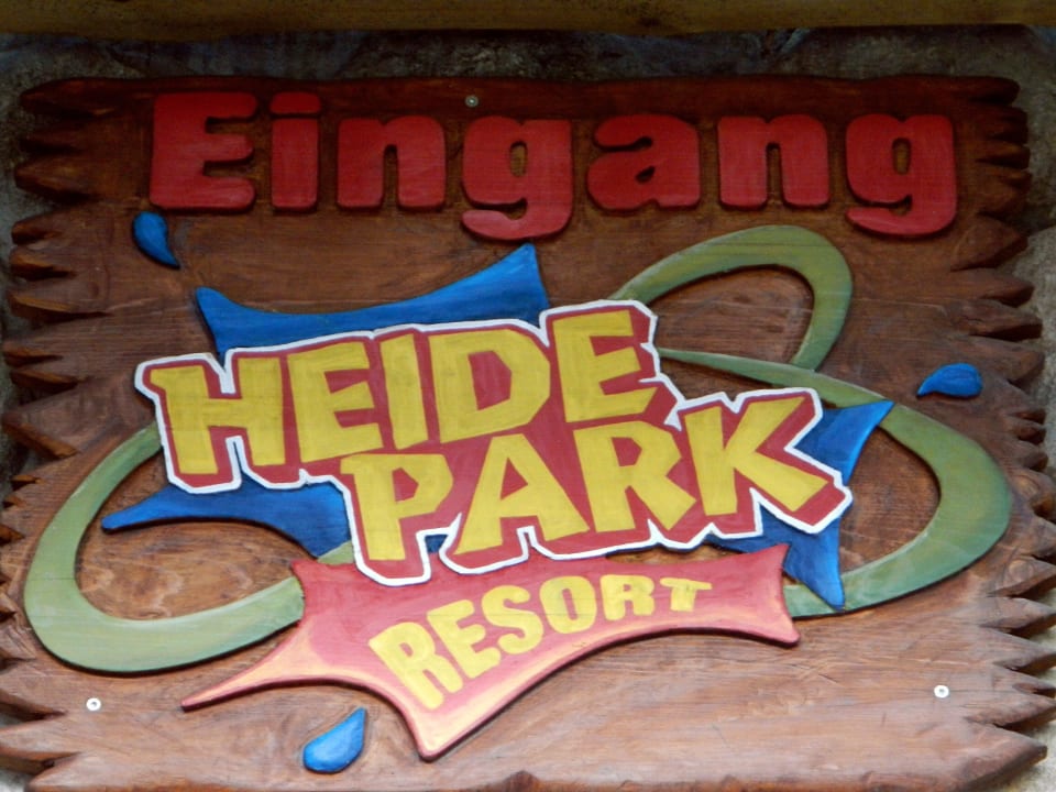 Eingang zum Park   Heide Park Abenteuerhotel