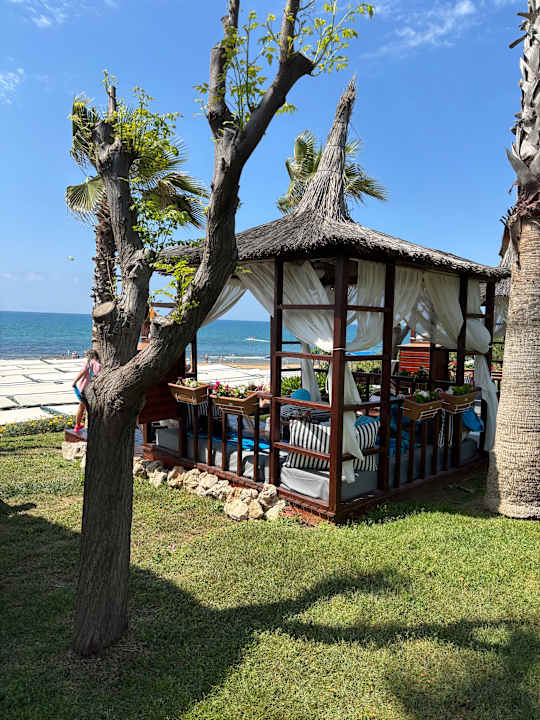 Strand Hotel Turan Prince