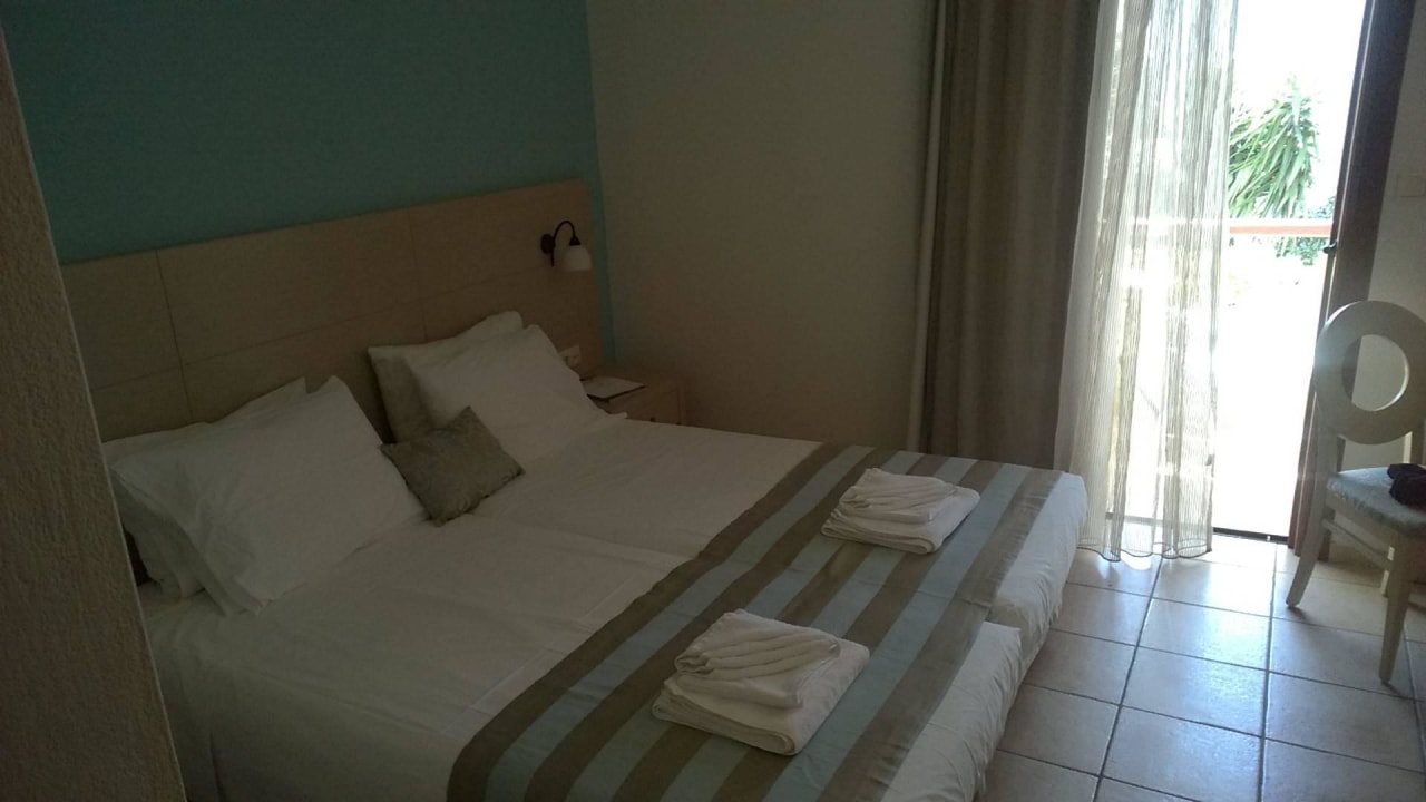 Kamer Alianthos Garden Hotel