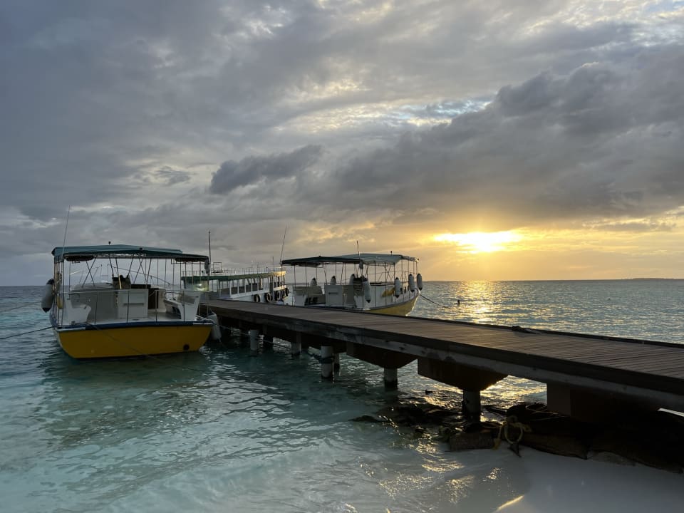 Außenansicht Embudu Village