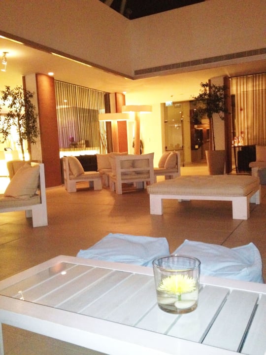 Lobby Hotel Capo Bay