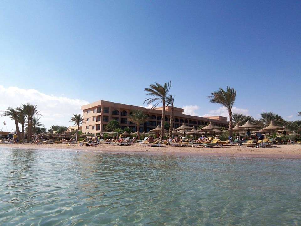 Hotelstrand mit T-Block Giftun Azur Resort