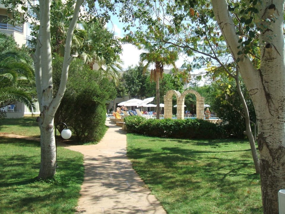 Sehr gepflegte Gartenanlage Labranda Alantur Resort