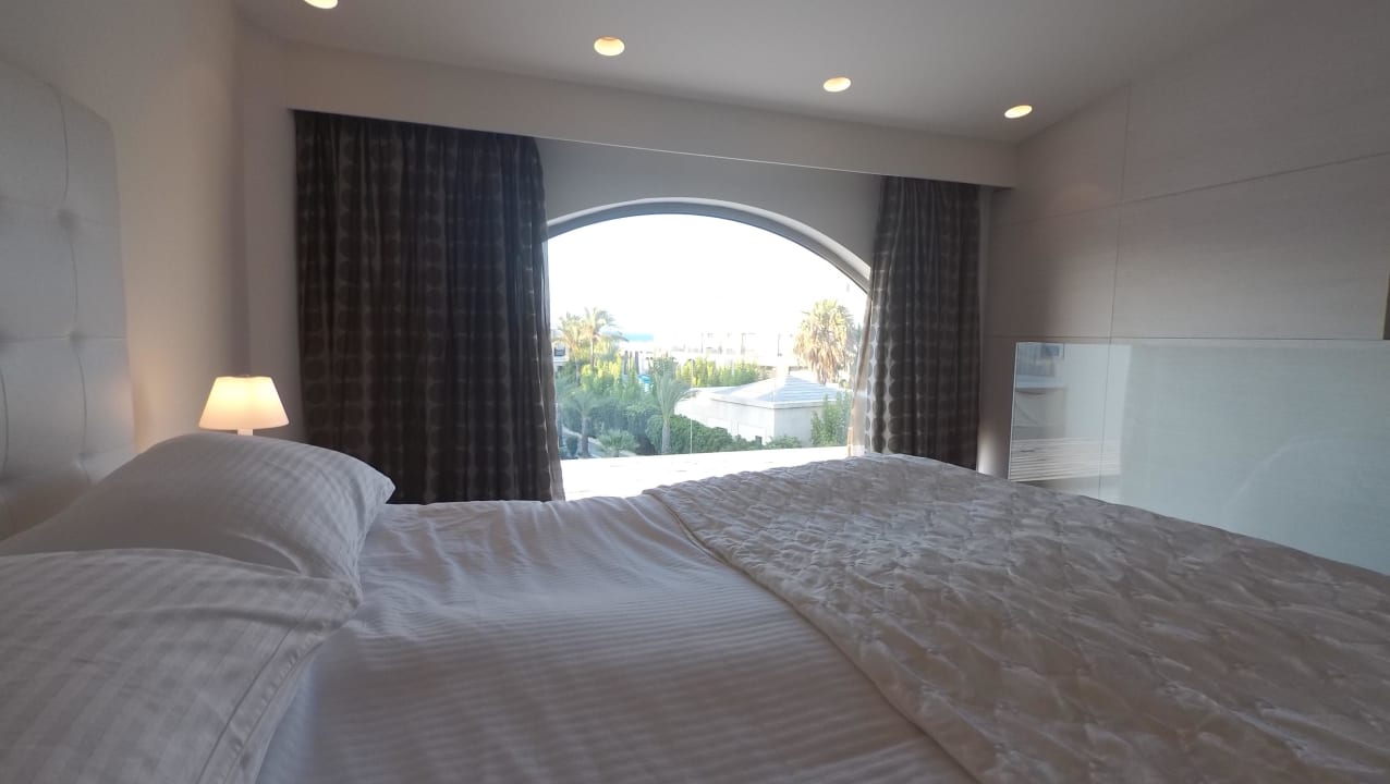 Morgendliche Aussicht The Ixian Grand & All Suites