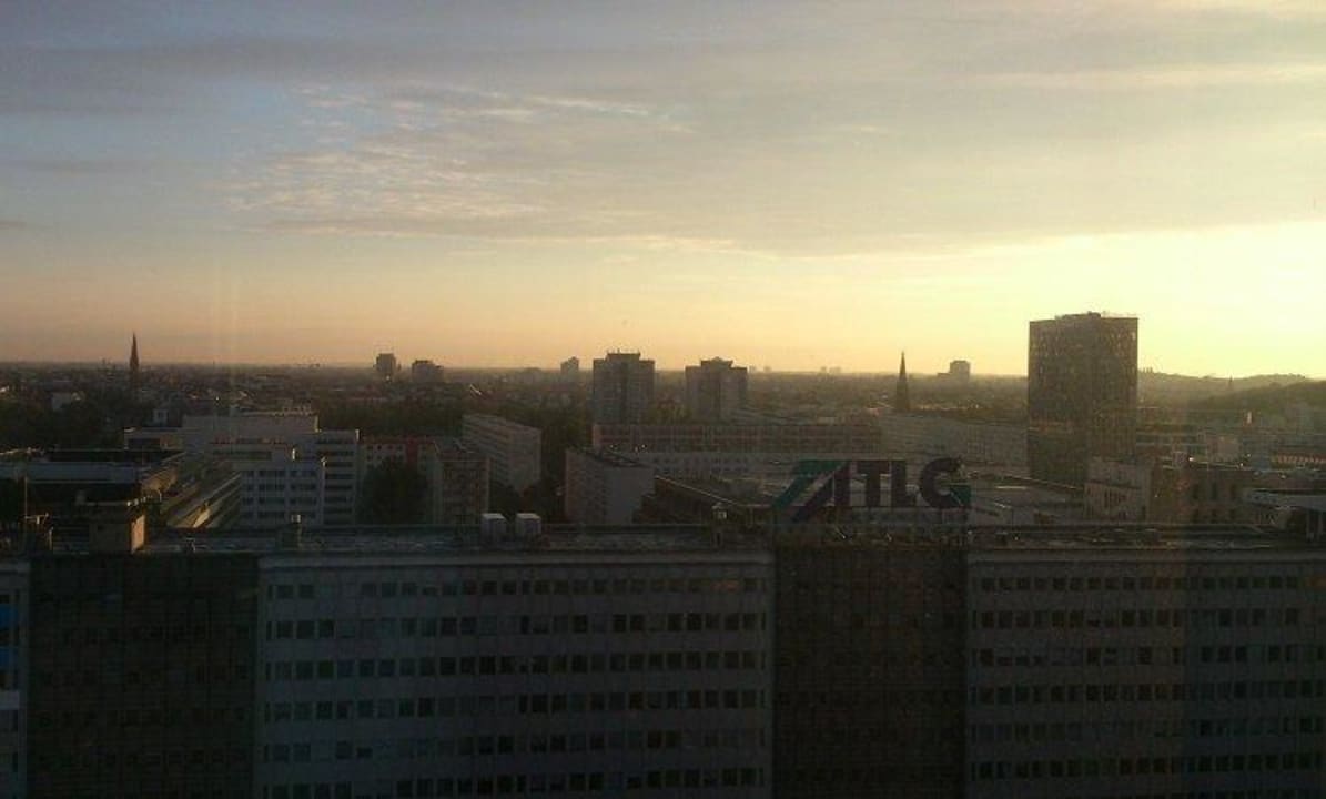Blick über Berlin Park Inn by Radisson Berlin Alexanderplatz