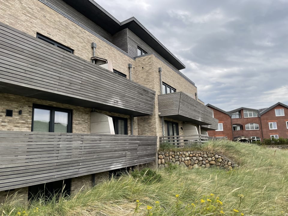 Außenansicht Dünenhotel Alt-Rantum