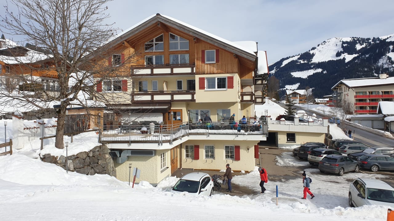 Außenansicht Hotel Steinbock