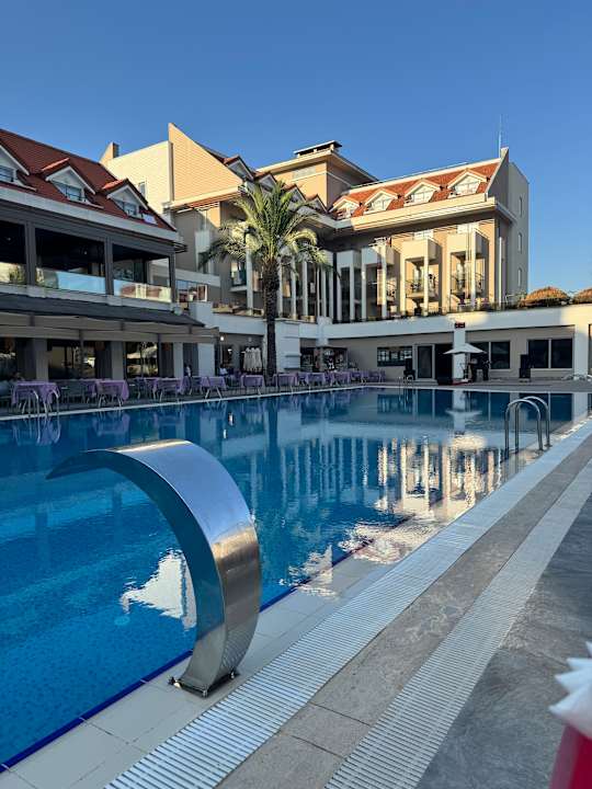 Pool Side Story Resort & Spa