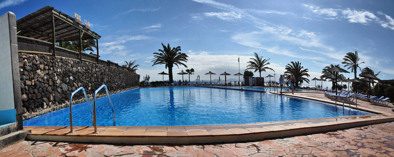 Poll von der Liege aus SBH Hotel Royal Monica