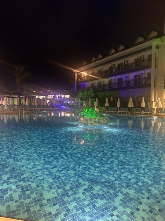 Pool Dream World Palace Hotel