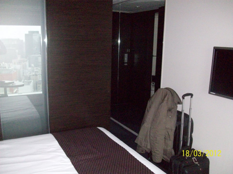 Vom Fenster aus ins Zimmer Mitsui Garden Hotel Kumamoto