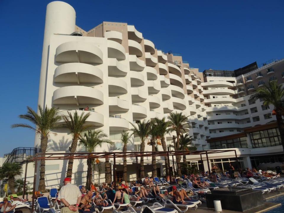 Hotelflügel Meerseite db San Antonio Hotel + Spa